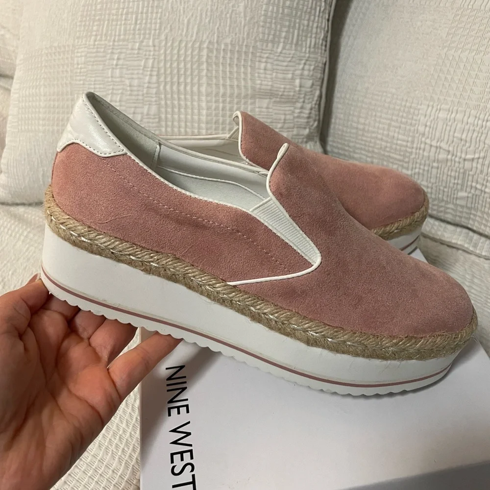 🩷New Nine West Pink  platforms  Shoes, size 6